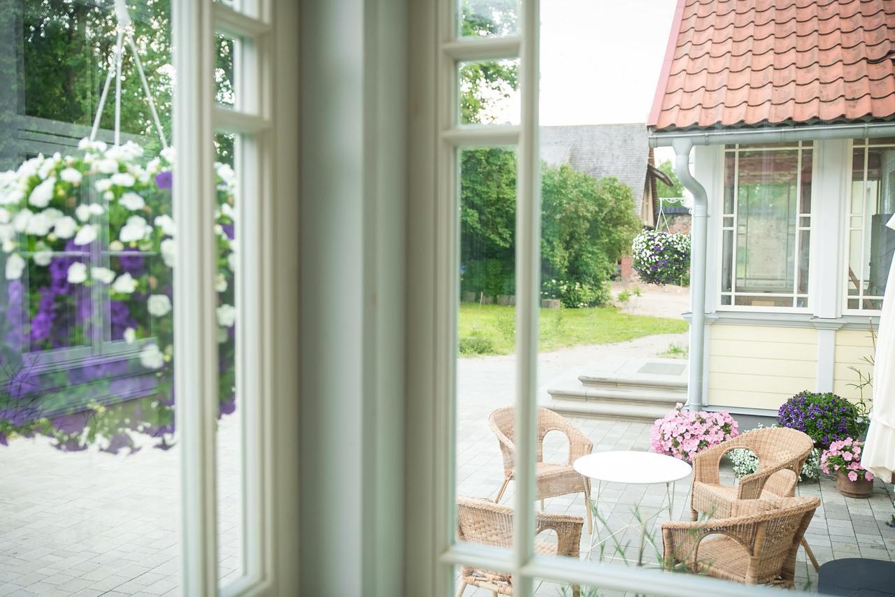 Botique & Spa Hotel Berkenes Manor Ziedkalne Kültér fotó
