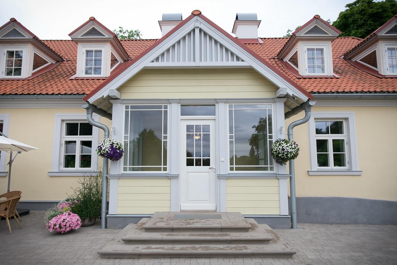 Botique & Spa Hotel Berkenes Manor Ziedkalne Kültér fotó