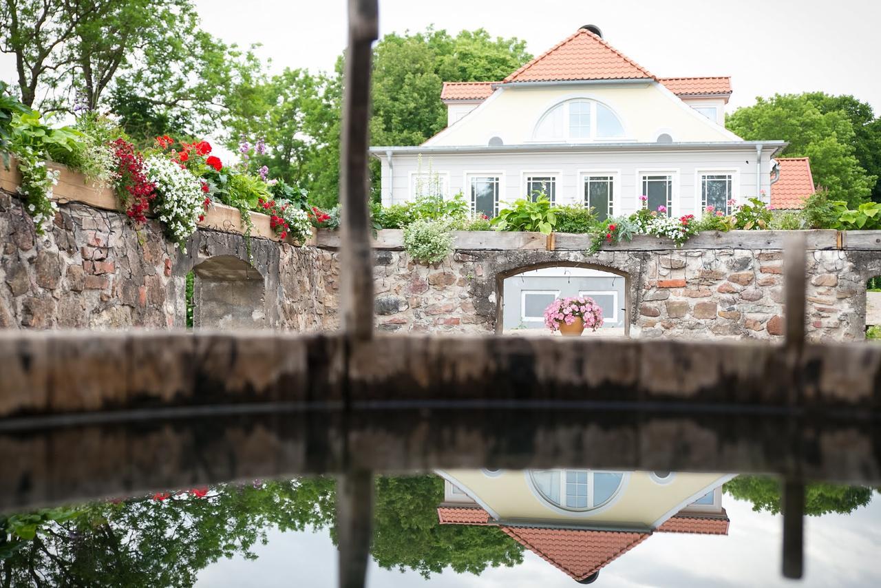 Botique & Spa Hotel Berkenes Manor Ziedkalne Kültér fotó