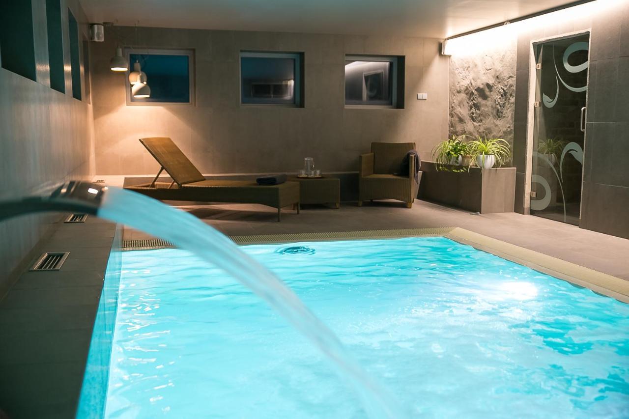 Botique & Spa Hotel Berkenes Manor Ziedkalne Kültér fotó